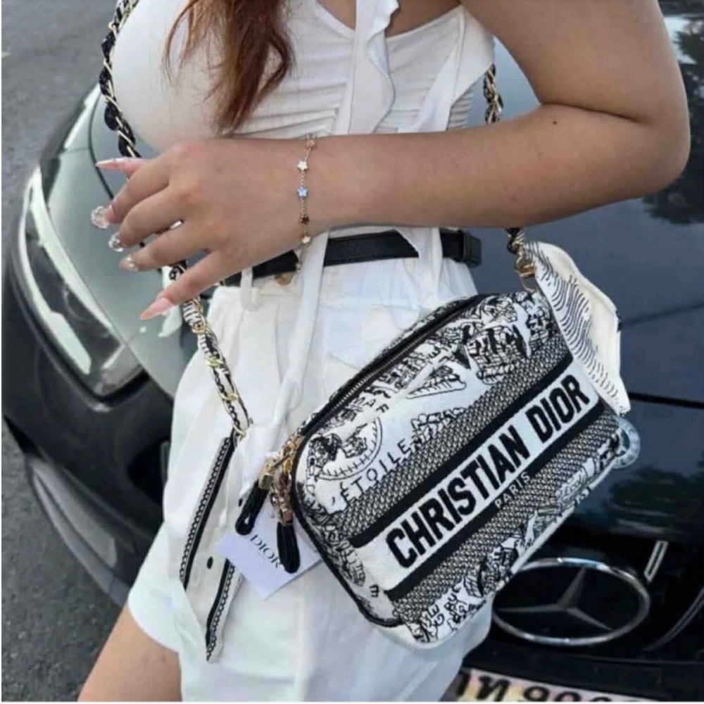 Dior Black and White Christian Dior Toile Crossbody Bag - Picture 14 of 16